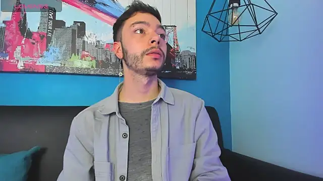 noah ricci online show from December 2024 12:01:02 PM