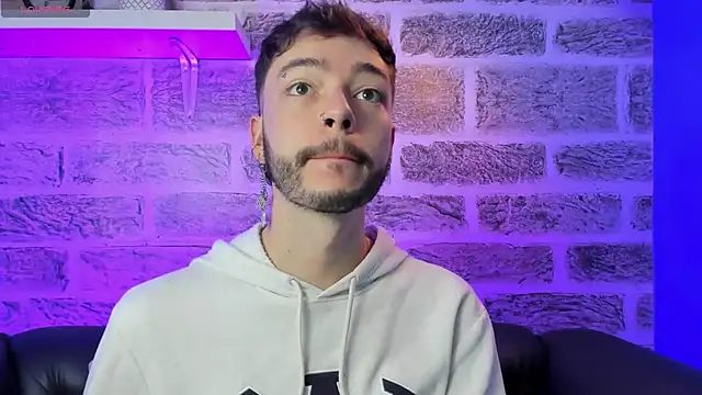 Snapshot of noah_ricci chatting on November 2025 12:07:01 PM noah ricci online show from November 2025 12:07:01 PM