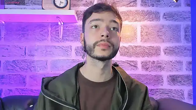 Snapshot of noah_ricci chatting on December 2025 12:21:01 PM noah ricci online show from December 2025 12:21:01 PM