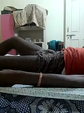 Snapshot of Chocolate_stud10 chatting on February 2025 05:12:01 PM Chocolate stud10 online show from February 2025 05:12:01 PM