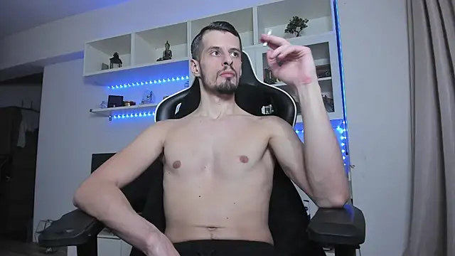 ToddClaytonn online show from December 2025 01:35:02 AM