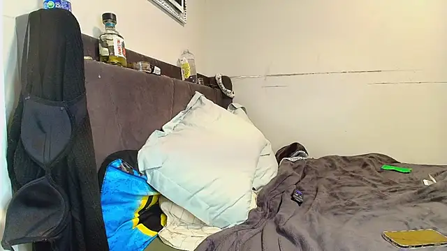 Snapshot of Naomiruty chatting on September 2025 01:49:02 AM Naomiruty online show from September 2025 01:49:02 AM