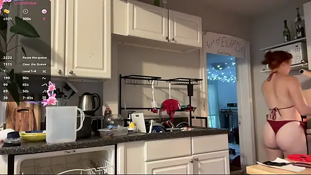 Aria Fields online show from September 2025 03:39:01 PM