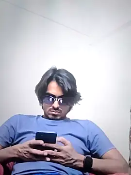 Abinash7732 online show from December 2025 05:42:02 PM