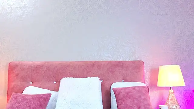 Snapshot of DahianaMoss chatting on January 2025 02:24:02 PM DahianaMoss online show from January 2025 02:24:02 PM