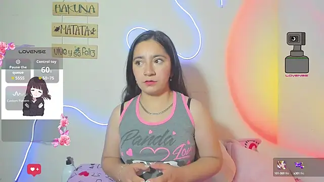 Snapshot of litle_mily_ chatting on September 2025 12:03:02 AM litle mily online show from September 2025 12:03:02 AM