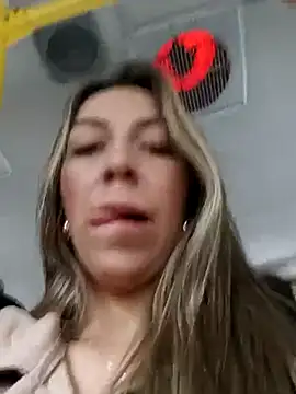 Snapshot of rachellboom chatting on February 2025 05:57:01 PM rachellboom online show from February 2025 05:57:01 PM