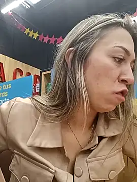 Snapshot of rachellboom chatting on February 2025 08:59:01 PM rachellboom online show from February 2025 08:59:01 PM