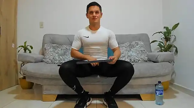 Snapshot of julian_wallace chatting on December 2024 09:16:01 PM julian wallace online show from December 2024 09:16:01 PM