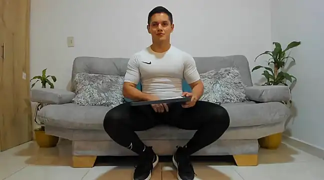 Snapshot of julian_wallace chatting on December 2024 12:17:01 AM julian wallace online show from December 2024 12:17:01 AM