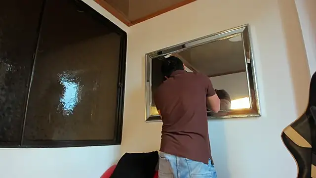 julian wallace online show from March 2026 08:23:01 PM