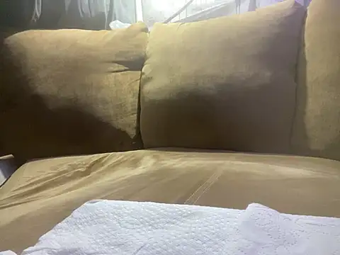 BigMac1596 online show from January 2025 10:01:01 PM