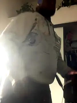 Snapshot of HBYAM chatting on December 2025 11:47:01 AM HBYAM online show from December 2025 11:47:01 AM