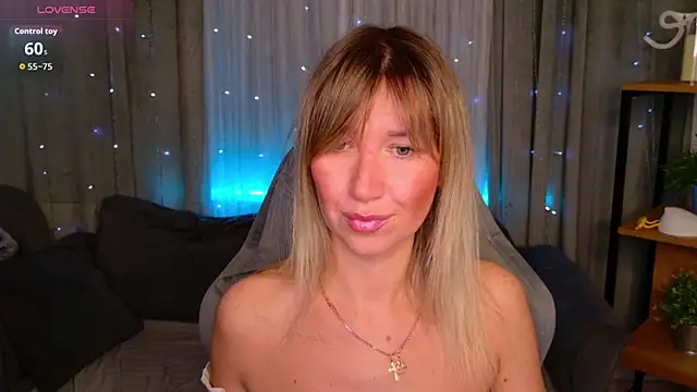 MilaBott online show from April 2026 08:57:02 PM