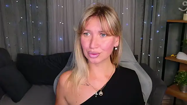 MilaBott online show from July 2026 08:11:01 PM