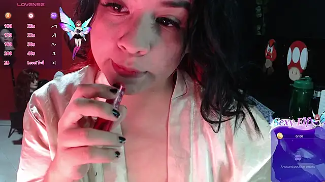 Snapshot of MaggaCass chatting on December 2024 12:34:02 AM MaggaCass online show from December 2024 12:34:02 AM