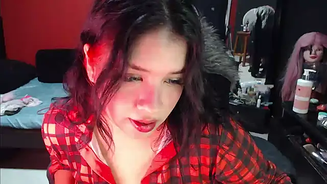 Snapshot of MaggaCass chatting on January 2025 12:27:02 AM MaggaCass online show from January 2025 12:27:02 AM