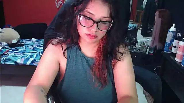 Snapshot of MaggaCass chatting on January 2025 05:51:02 AM MaggaCass online show from January 2025 05:51:02 AM