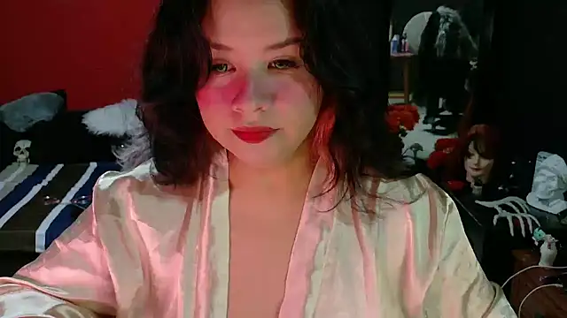 Snapshot of MaggaCass chatting on March 2025 12:00:01 AM MaggaCass online show from March 2025 12:00:01 AM