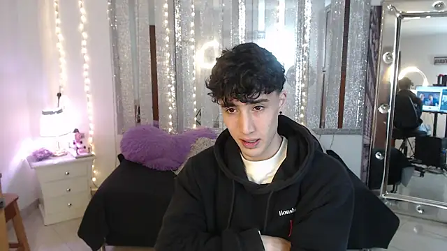 gojo satoru 18 online show from February 2025 11:55:01 AM