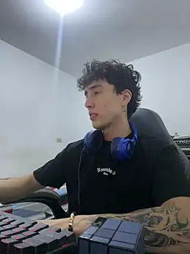 gojo satoru 18 online show from January 2026 06:08:01 AM