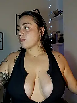 helena smith online show from February 2025 06:51:01 AM