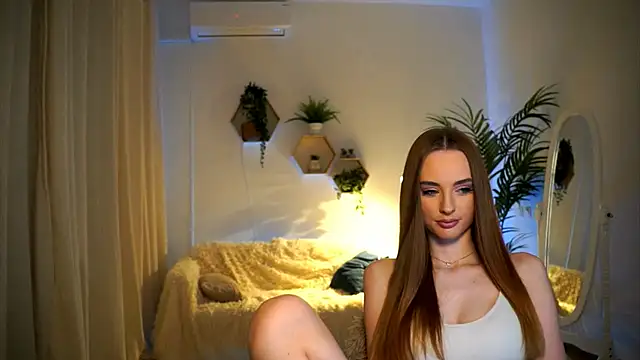 Snapshot of petitegonwiild chatting on January 2025 06:02:02 PM petitegonwiild online show from January 2025 06:02:02 PM