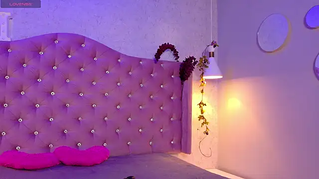 GabrielaLugo online show from October 2025 02:03:02 PM