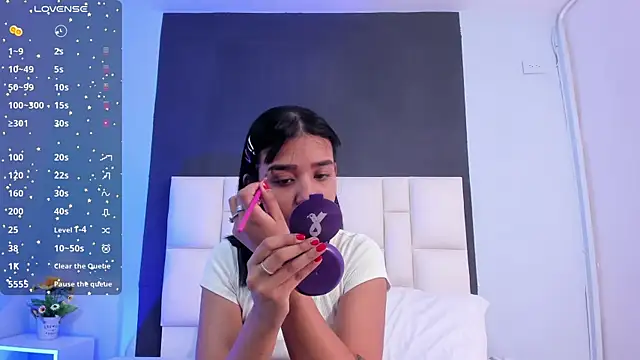 suzanelee online show from March 2025 11:36:02 AM