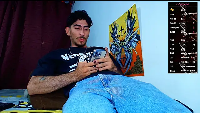 Snapshot of Thomass00 chatting on November 2025 01:16:01 AM Thomass00 online show from November 2025 01:16:01 AM