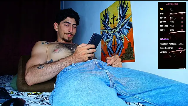 Snapshot of Thomass00 chatting on November 2025 11:51:02 PM Thomass00 online show from November 2025 11:51:02 PM