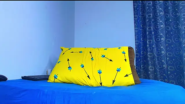 Snapshot of Thomass00 chatting on March 2026 03:23:01 AM Thomass00 online show from March 2026 03:23:01 AM