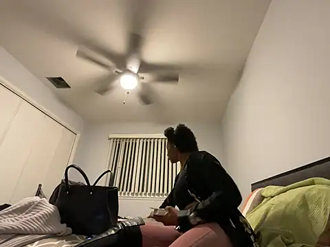 wynterheat online show from January 2025 05:41:02 AM