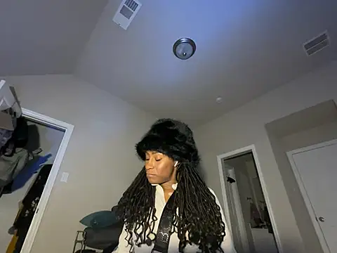 wynterheat online show from February 2026 06:51:02 AM