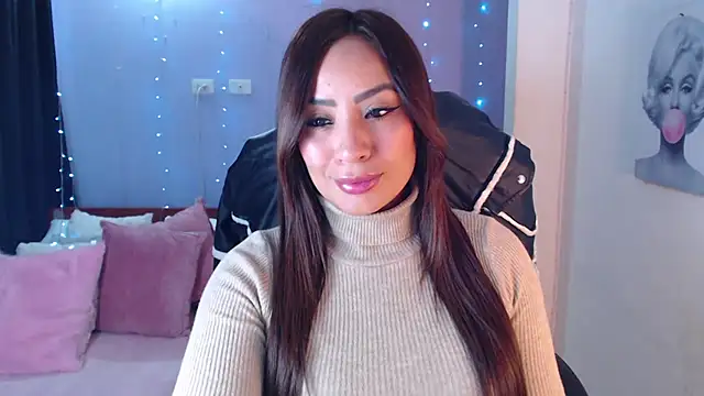 Snapshot of Paulina_627 chatting on January 2026 04:01:01 PM Paulina 627 online show from January 2026 04:01:01 PM