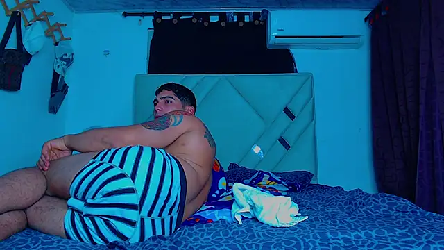 Rich boy01 online show from February 2025 10:37:02 AM