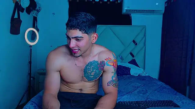 Rich boy01 online show from March 2025 03:02:02 AM