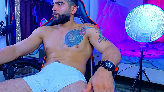 Rich boy01 online show from April 2026 01:57:02 PM