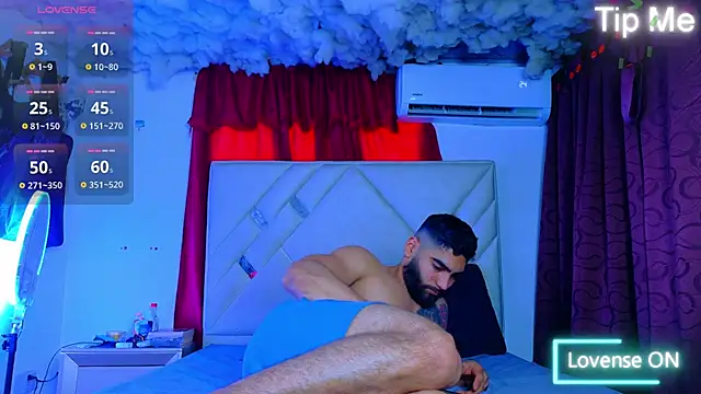Rich boy01 online show from May 2026 04:04:01 PM