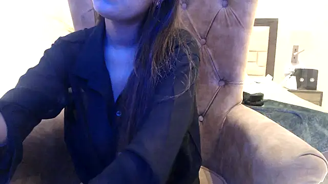 chhui mui online show from February 2025 06:32:02 PM