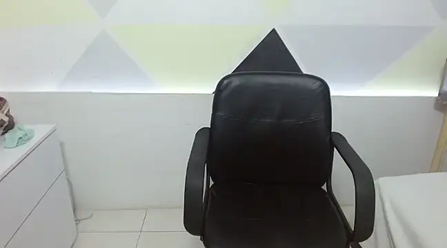 Suxxxy  online show from February 2025 10:54:01 PM