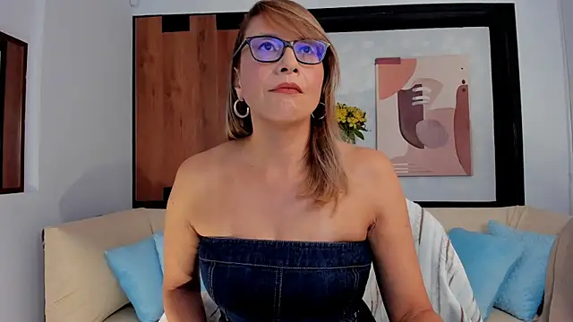 JessicaMuse online show from July 2026 09:14:02 PM
