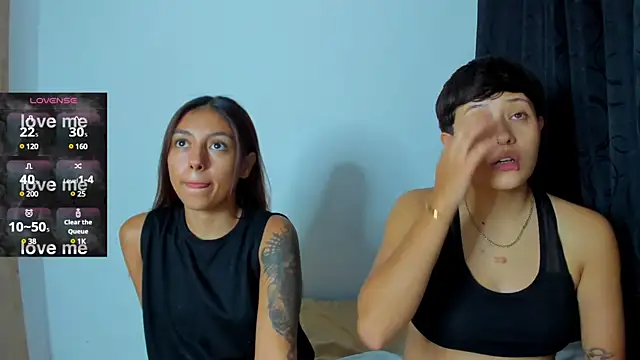 Snapshot of violet_casper_ chatting on December 2024 09:06:02 AM violet casper online show from December 2024 09:06:02 AM