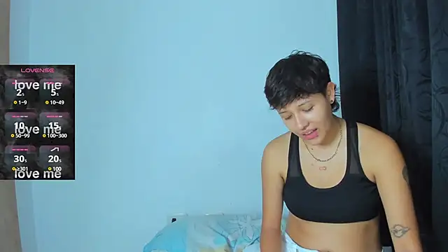 Snapshot of violet_casper_ chatting on December 2024 03:25:01 AM violet casper online show from December 2024 03:25:01 AM