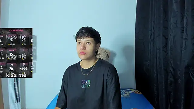 Snapshot of violet_casper_ chatting on December 2024 10:28:02 AM violet casper online show from December 2024 10:28:02 AM