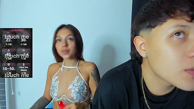 Snapshot of violet_casper_ chatting on December 2024 06:28:01 AM violet casper online show from December 2024 06:28:01 AM