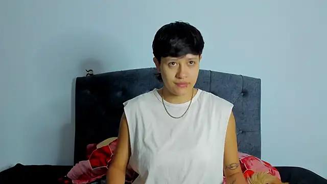 Snapshot of violet_casper_ chatting on January 2025 09:57:01 AM violet casper online show from January 2025 09:57:01 AM