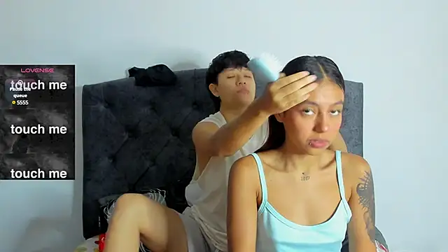 Snapshot of violet_casper_ chatting on January 2025 10:02:01 AM violet casper online show from January 2025 10:02:01 AM