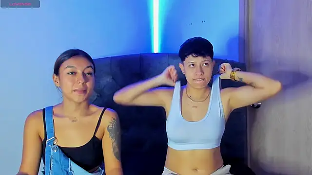 Snapshot of violet_casper_ chatting on February 2025 11:21:02 PM violet casper online show from February 2025 11:21:02 PM