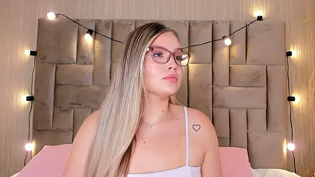 GaiaBaker online show from October 2025 02:20:01 AM